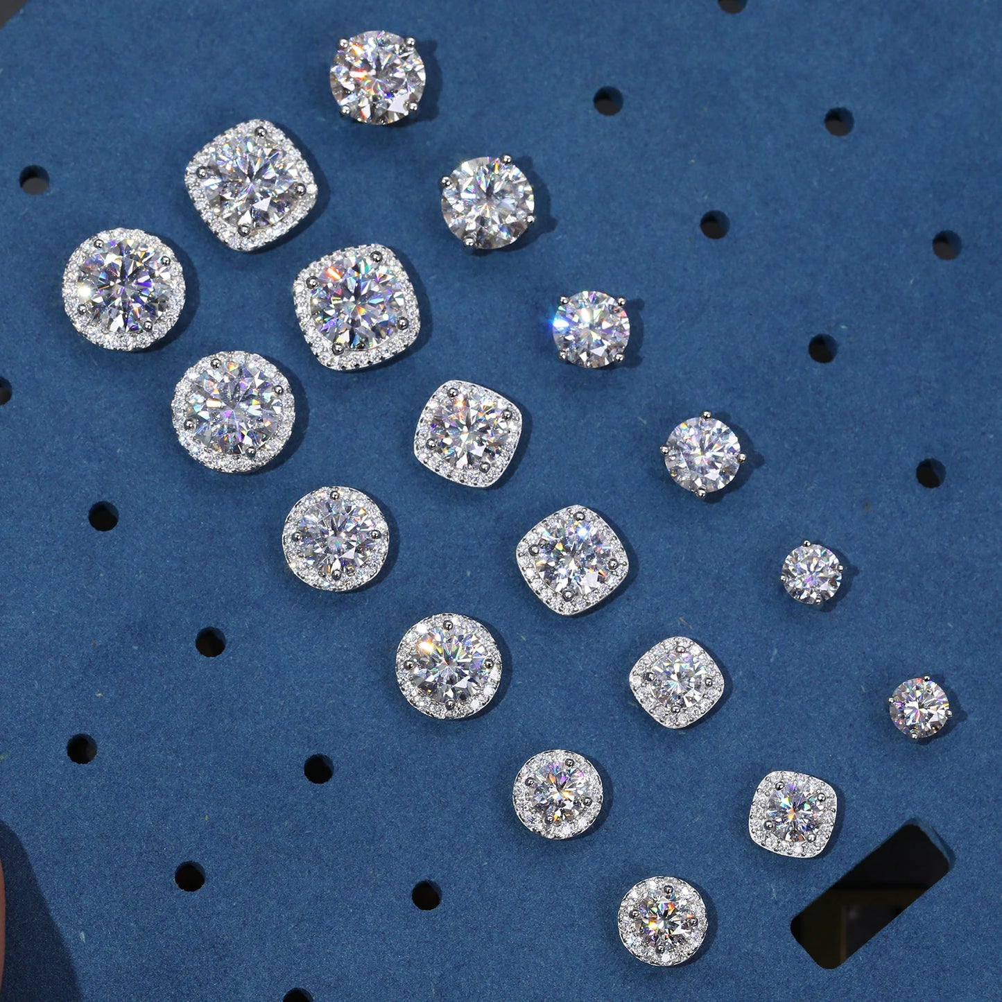 VVS Classic Stud Earrings - Gold